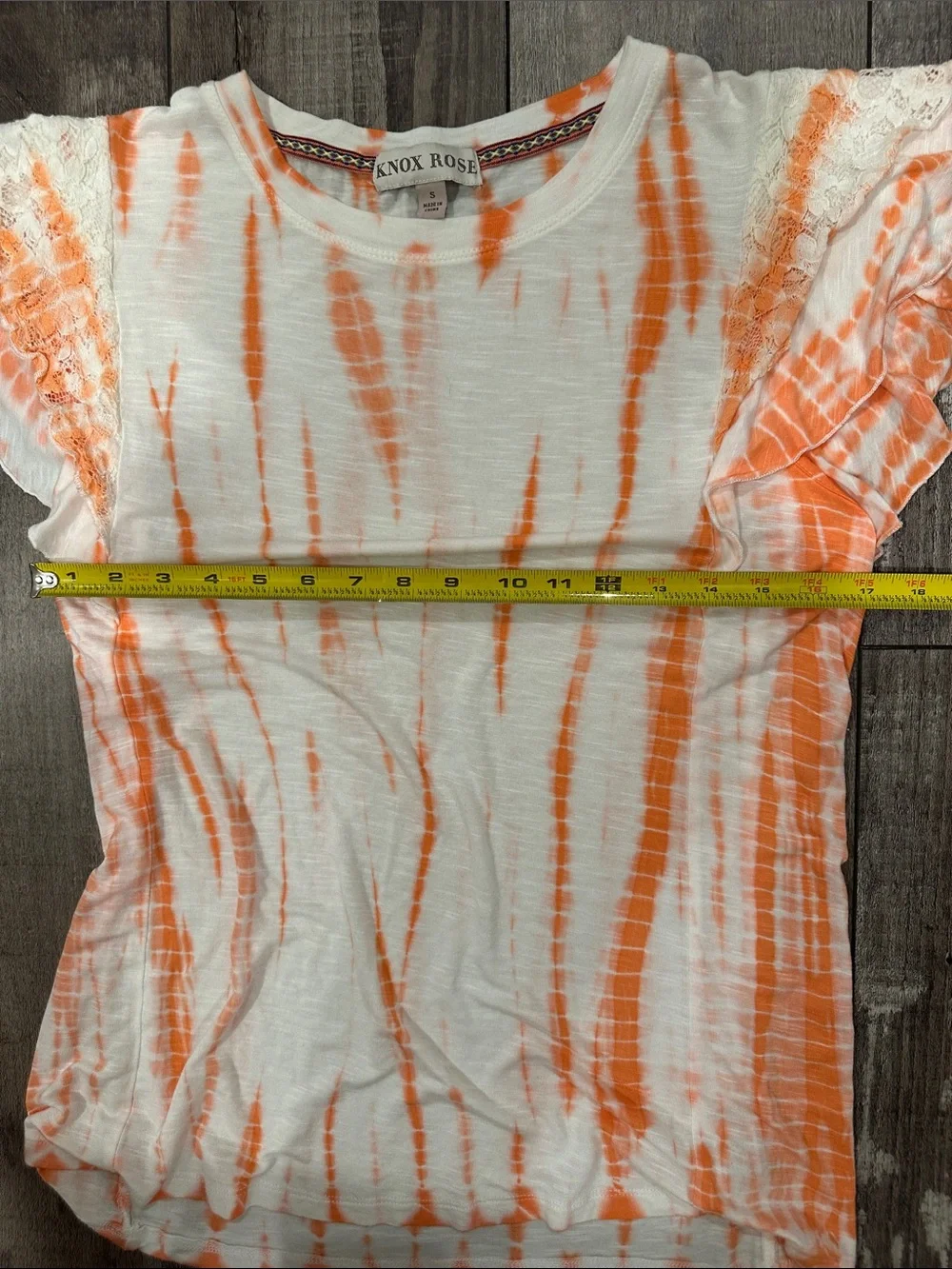Knox Rose White & Tangerine 🍊 Tie-Dye Lace Ruffle Sleeve Top